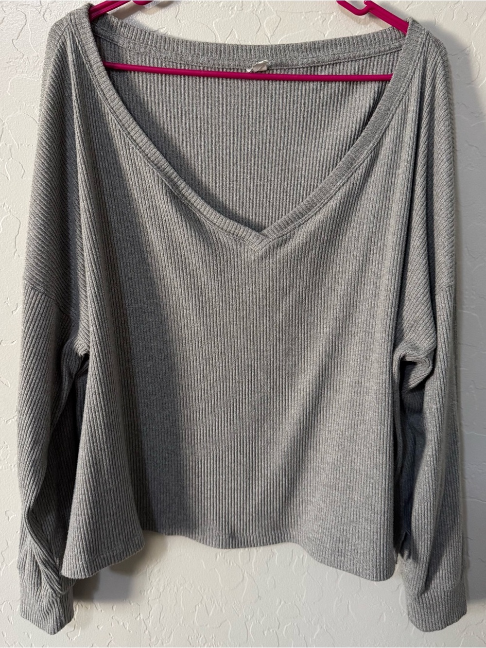 Hollister Sleep Women’s XL Gray Ribbed V Neck Oversized Lounge Top Long Sleeve